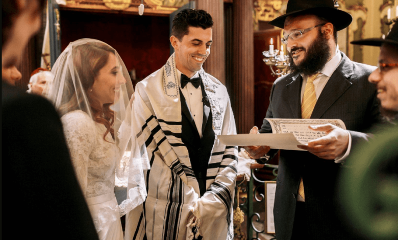 Make Your Big Day Even Better with a Jewish Wedding Band